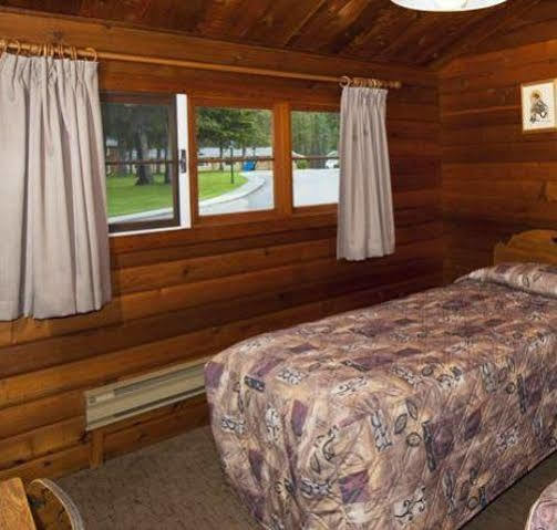 Jasper House Bungalows Exterior photo
